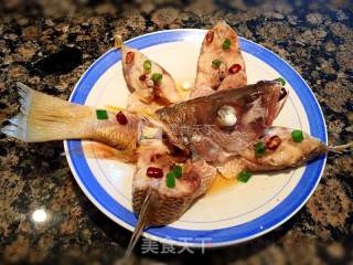 Steamed Flower-shaped Fish recipe