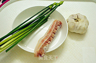 Stir-fried Pork Belly with Chives recipe