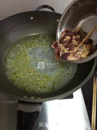 Chinese Wolfberry Leaf Chicken and Red Chicken Liver Soup recipe