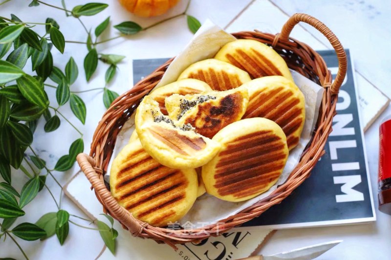 Pumpkin Black Sesame Brown Sugar Biscuit recipe