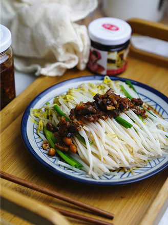 Bean Sprouts in Sauce