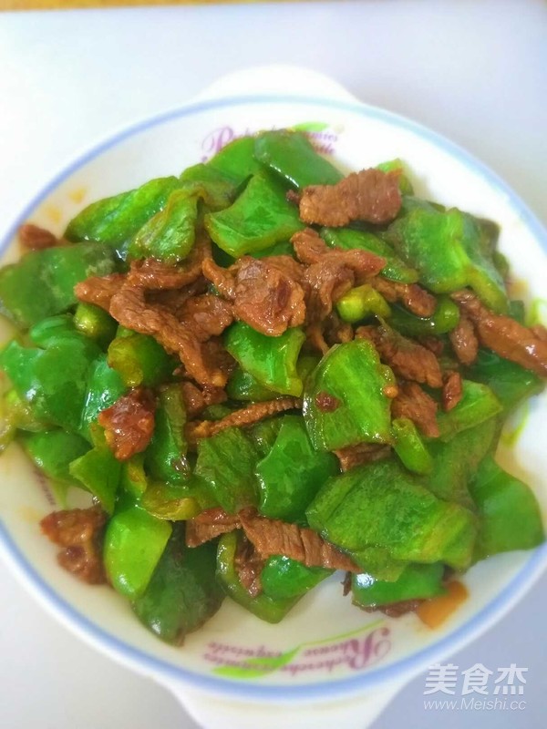 Stir-fried Pork with Big Chili recipe