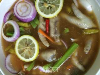 Pickled Pepper Chicken Feet recipe