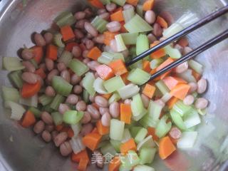 Celery Mixed with Peanuts recipe