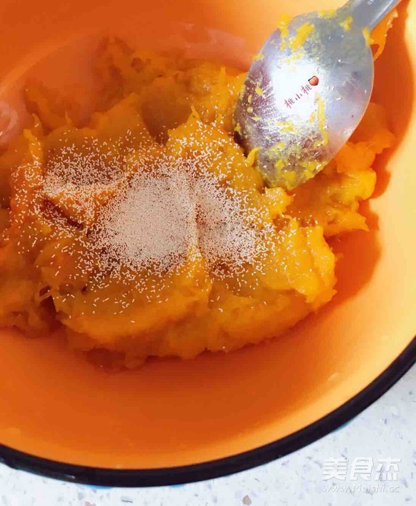 Pumpkin Hair Cake recipe