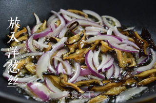 Stir-fried Vegetable Noodles with Sauce recipe