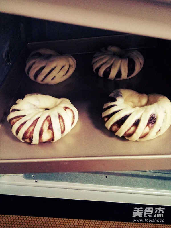 Fancy Bean Paste Bread for Novices recipe