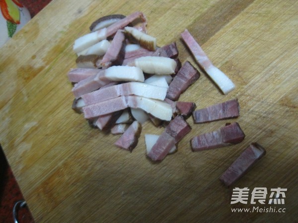 Stir-fried Dried Radish with Bacon recipe