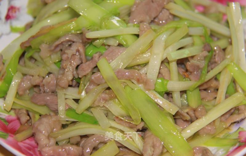 Stir-fried Shredded Pork with Chives recipe