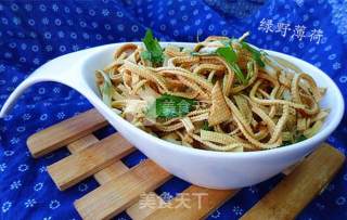 Cabbage Heart Mixed with Bean Shreds recipe