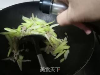 Stir-fried Beef with Celery recipe