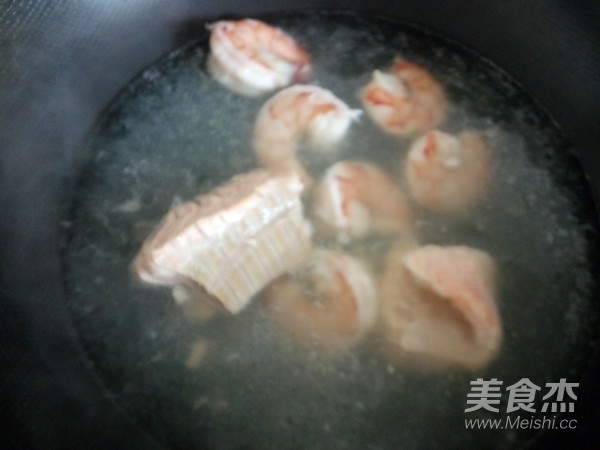 Boiled Oatmeal Shrimp and Asparagus Salad recipe