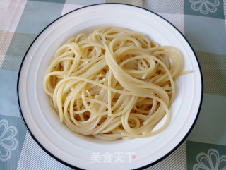 Spaghetti with Tomato Minced Meat recipe