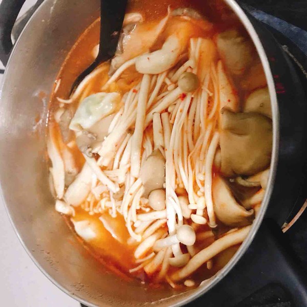 Kuaishou Korean Rice Cake Dumpling Soup ~ Rich in Nutrition, Suitable for All Ages recipe