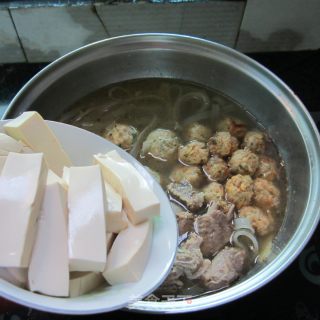 Hot Pot---boiled Meatball Vermicelli Pot recipe