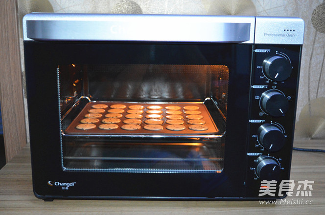 Sesame Egg Biscuits recipe