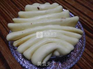 Chrysanthemum Bun recipe