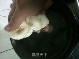 Kelp and Water Chestnut Pork Knuckle Soup recipe