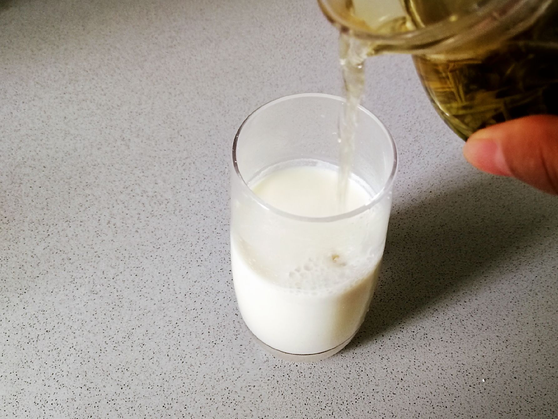 The Refreshing and Pleasant Soy Milk with Jasmine Tea is So Delicious recipe