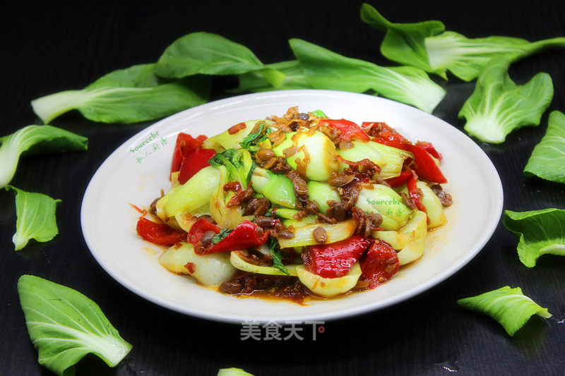 Stir-fried Shanghai Green with Laba Beans recipe