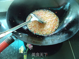 Wild Peppers Mixed with Dried Radish recipe