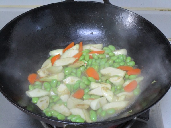 Stir-fried Edamame with Rice White recipe