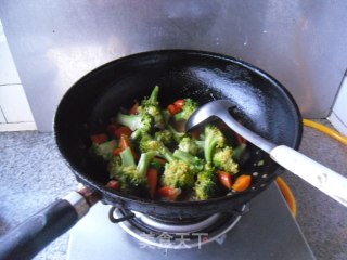 Roasted Broccoli with Carrots recipe