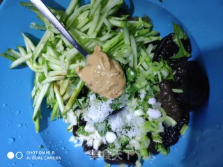 Jellyfish Head Mixed with Cucumber recipe