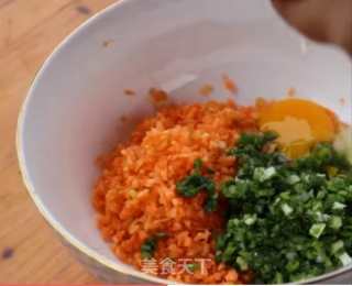 Don't Stir-fry Carrots Anymore. Make this Carrot Breakfast Cake with Green Onion, Balanced Nutrition, Every 2 Minutes, Simple and Delicious! recipe