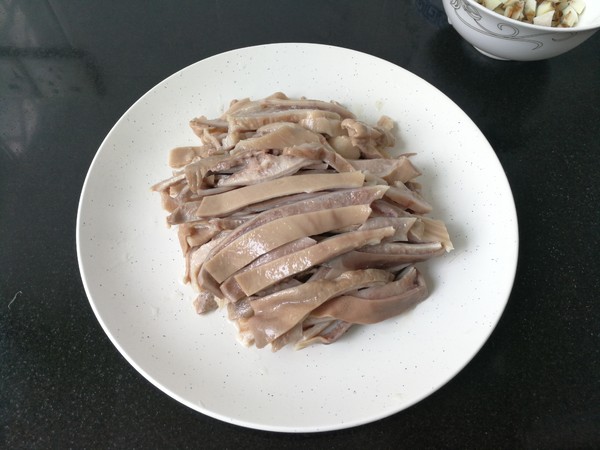 Pork Belly Mixed with Ginger and Onion recipe