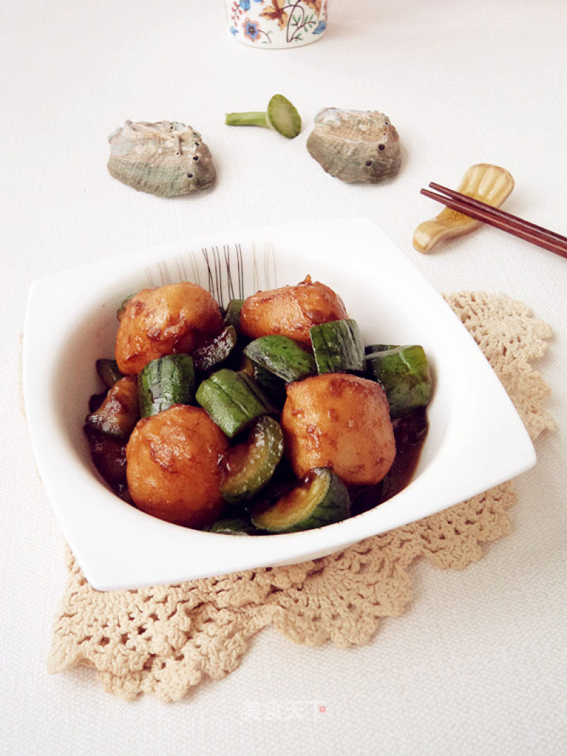 Braised Loofah Cuttlefish Balls recipe