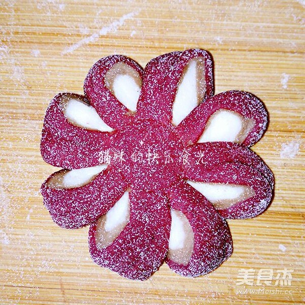 Four-color Flower Bread recipe