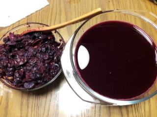 Grape and Blueberry Blended Wine By: Special Writer of Blueberry Gourmet of Pulan High-tech recipe