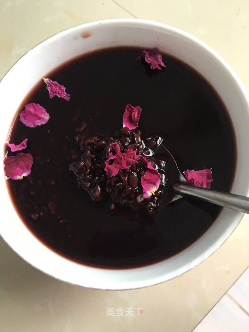 Rose Black Rice Porridge recipe