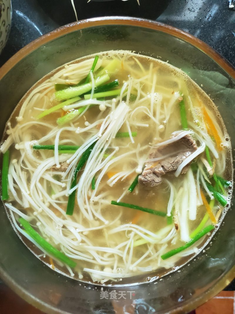 Enoki Mushroom Meat Soup recipe