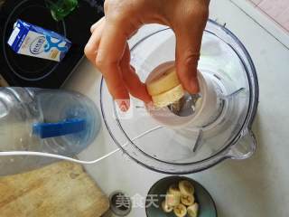 Banana Milkshake recipe