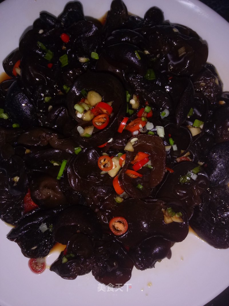 Spicy Fungus with Cold Sauce recipe