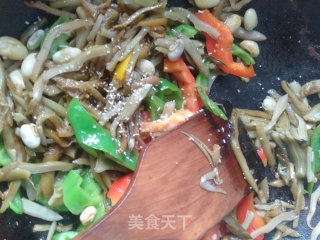 Vegetarian Stir-fried Hairy Beans recipe