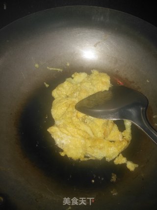 Scrambled Eggs with Fungus recipe