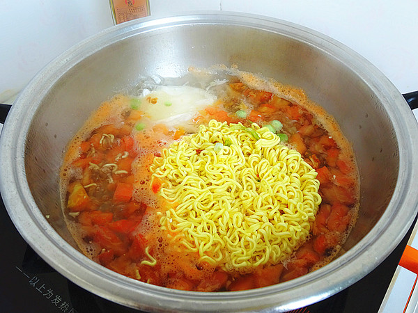 Tomato Instant Noodles recipe