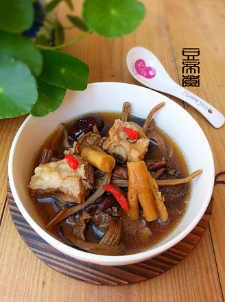 Supor Dangshen Tea Tree Mushroom Spare Rib Soup recipe