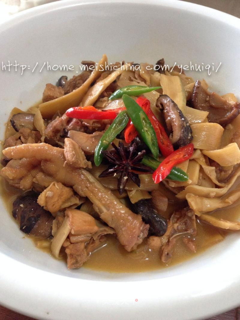 【mushrooms, Chicken and Bamboo Shoots in A Pot】---fragrant and Fragrant Dishes recipe