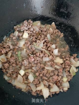 Stir-fried Ground Beef with Green and Red Peppers recipe