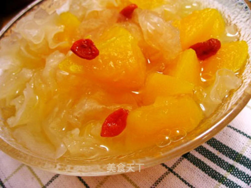 Soup-chinese Wolfberry Papaya and White Fungus Soup recipe