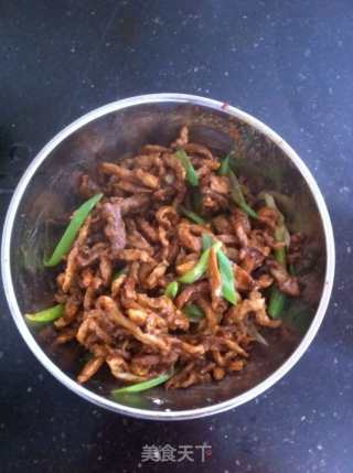 Braised Noodles with Shredded Pork recipe