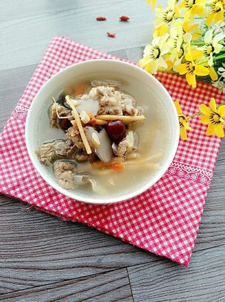 Stewed Bone Soup with Herbs recipe