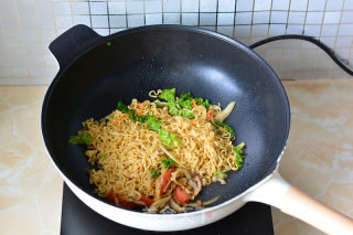 Fried Noodles with Vegetables recipe