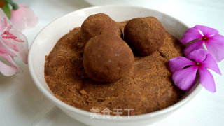 Moon Cake with Red Bean Paste and Rose Filling recipe