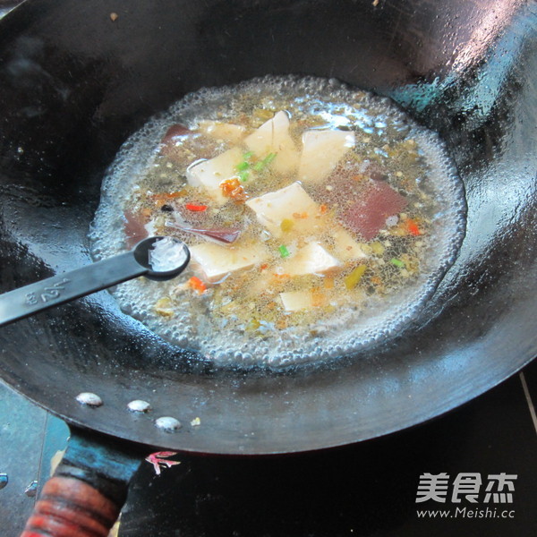 Pork Blood Tofu Soup recipe