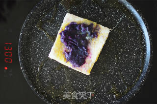 The Weight-loss Breakfast of The Vitality Girl-purple Sweet Potato West Toast recipe